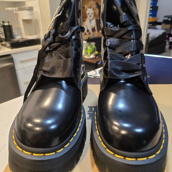 DR. MARTENS MOLLY Leather Platform Boots BLACK BUTTERO Men's Size 10 NEW - Picture 9 of 16